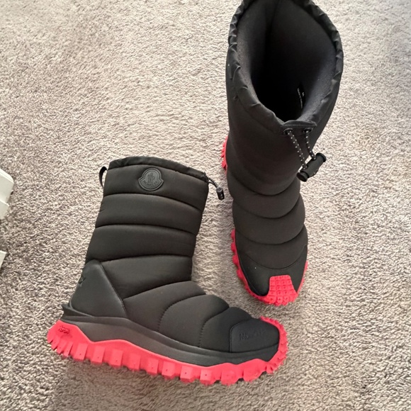 MONCLER Trail Grip Mens boots size EU44/US11 main image 5